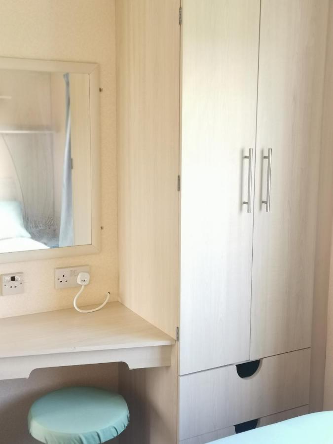 Hotel No99 Static Caravan Widemouth Fields 3 Mins From Beach Poundstock Exterior foto